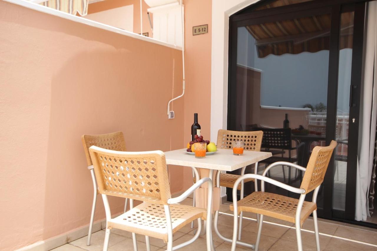 Apartment With Terrace On The Seafront In Playa Fanabe Costa Adeje  Esterno foto